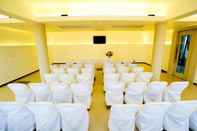 Much-Che Manta Boutique Hotel Udon Thani Exterior foto